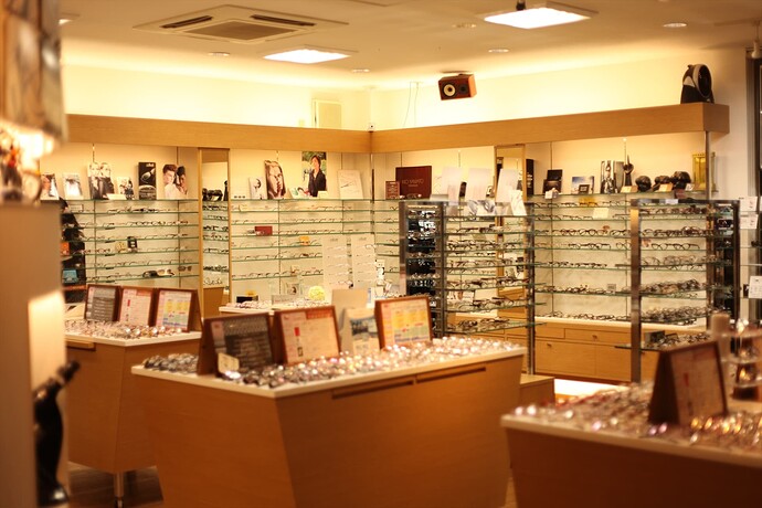 12.オプティカルワークス コミヤマ